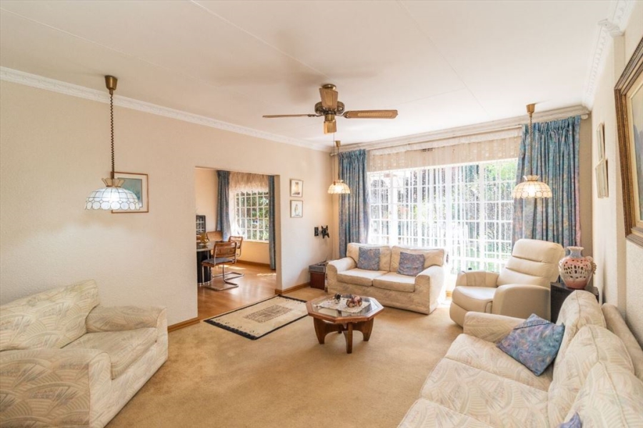 3 Bedroom Property for Sale in Crystal Park Gauteng