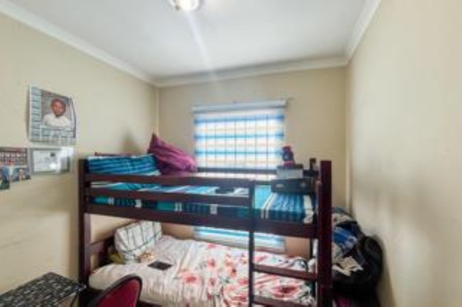 2 Bedroom Property for Sale in Crystal Park Gauteng