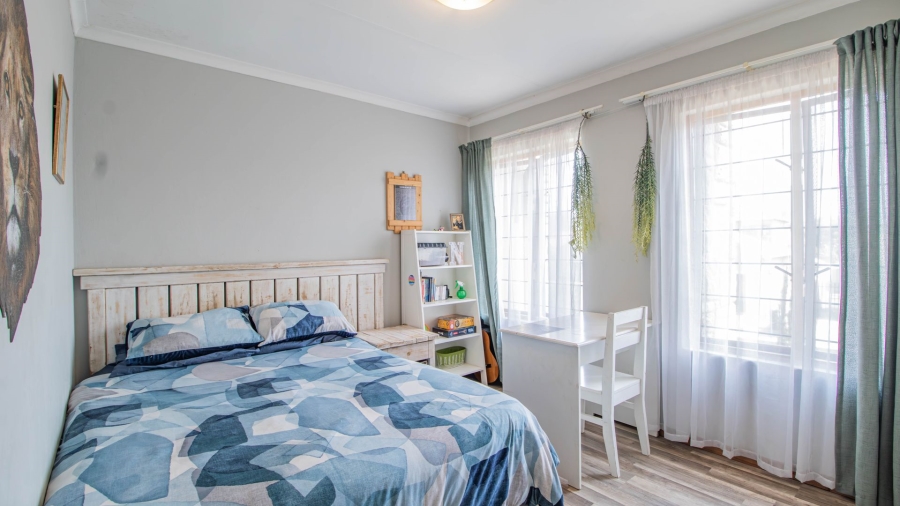 3 Bedroom Property for Sale in Bonaero Park Gauteng