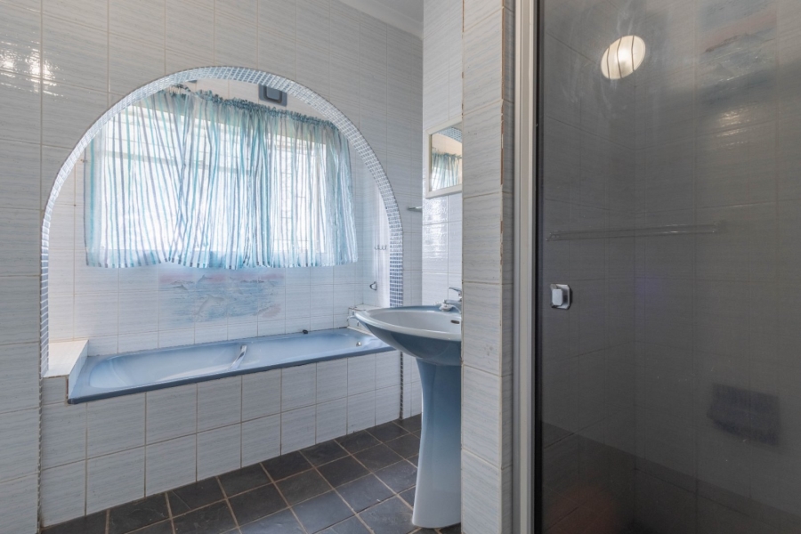 7 Bedroom Property for Sale in Kempton Park Ah Gauteng