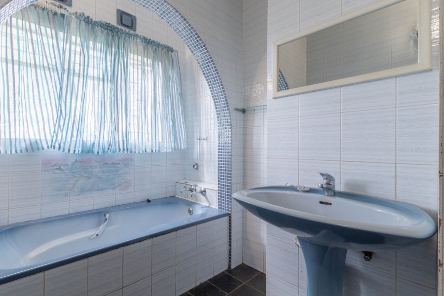7 Bedroom Property for Sale in Kempton Park Ah Gauteng