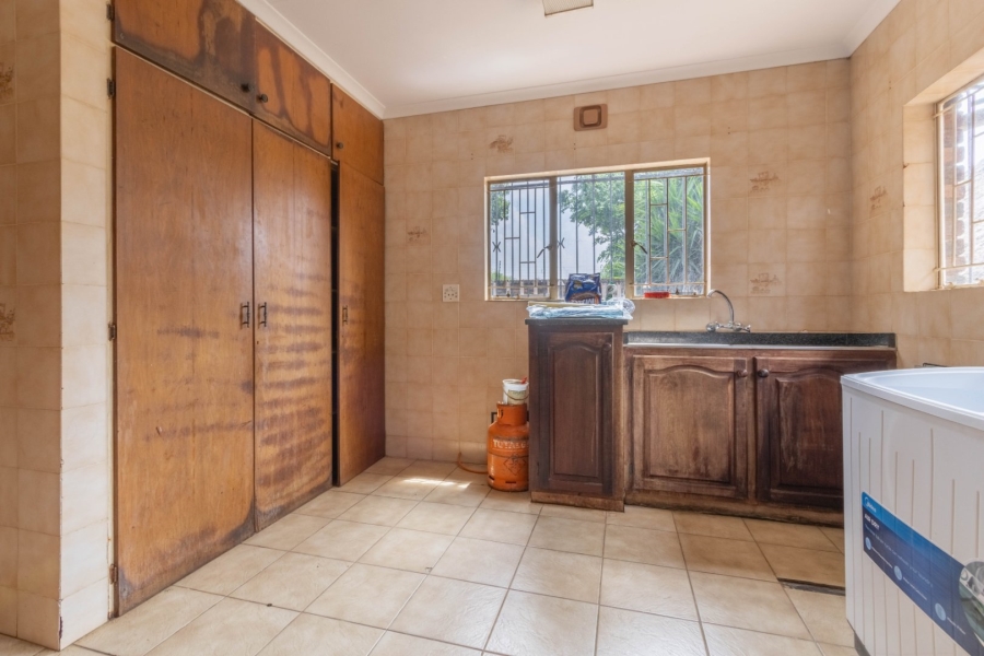 7 Bedroom Property for Sale in Kempton Park Ah Gauteng