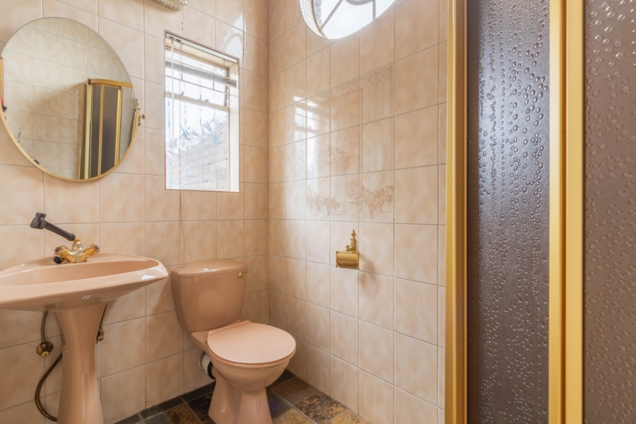 7 Bedroom Property for Sale in Kempton Park Ah Gauteng