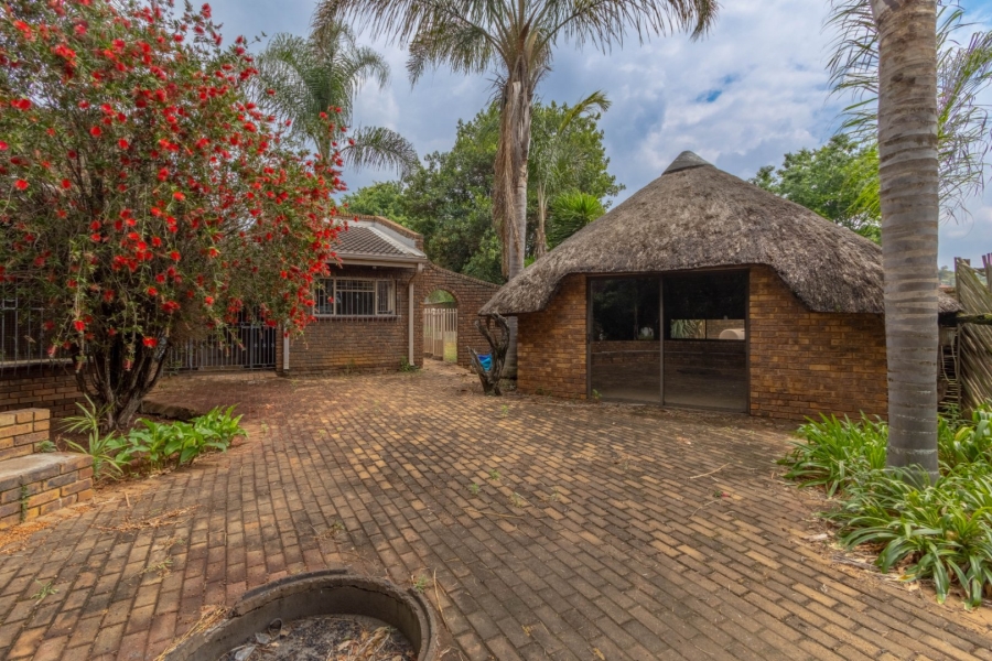 7 Bedroom Property for Sale in Kempton Park Ah Gauteng