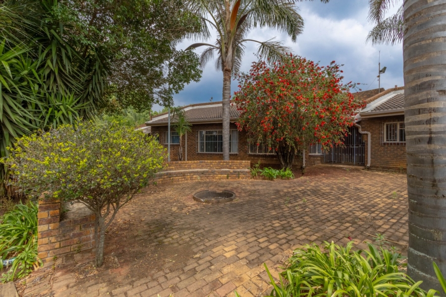 7 Bedroom Property for Sale in Kempton Park Ah Gauteng