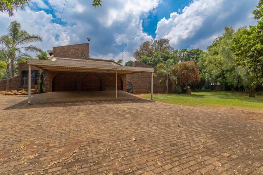 7 Bedroom Property for Sale in Kempton Park Ah Gauteng
