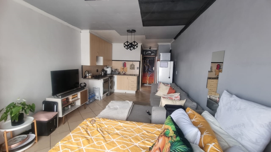 1 Bedroom Property for Sale in Karenpark Gauteng