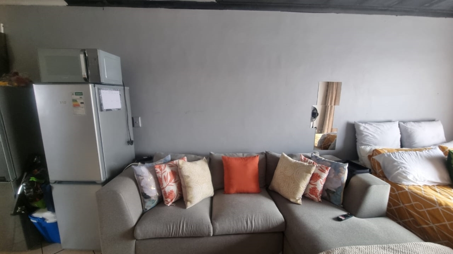 1 Bedroom Property for Sale in Karenpark Gauteng
