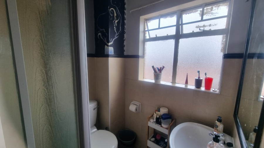 1 Bedroom Property for Sale in Karenpark Gauteng