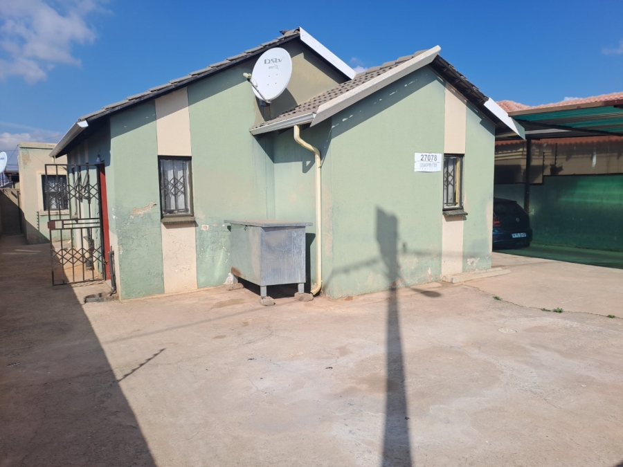 To Let 3 Bedroom Property for Rent in Protea Glen Gauteng