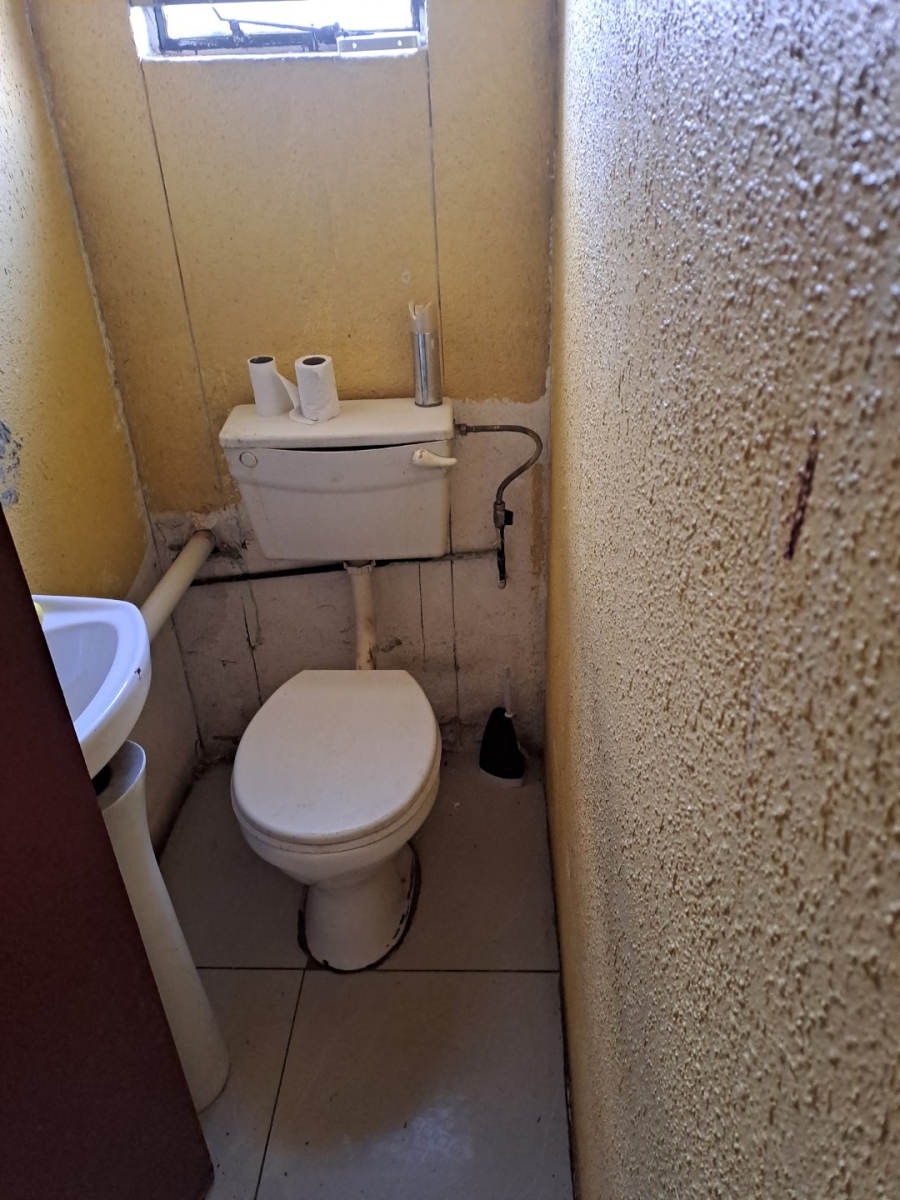 To Let 3 Bedroom Property for Rent in Protea Glen Gauteng