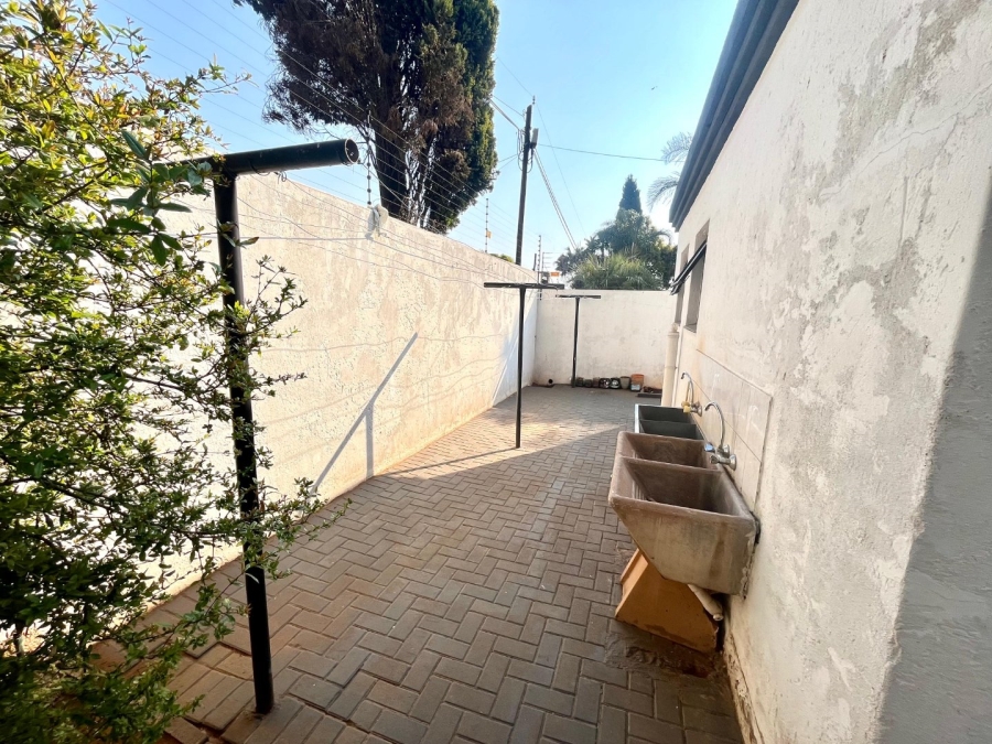 4 Bedroom Property for Sale in Erasmia Gauteng