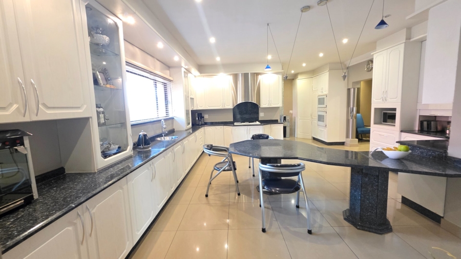 4 Bedroom Property for Sale in Erasmia Gauteng