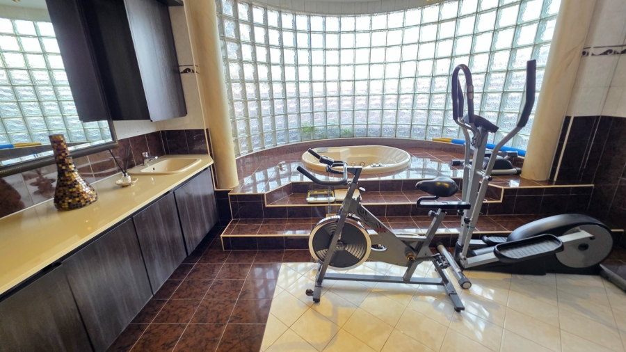 4 Bedroom Property for Sale in Erasmia Gauteng