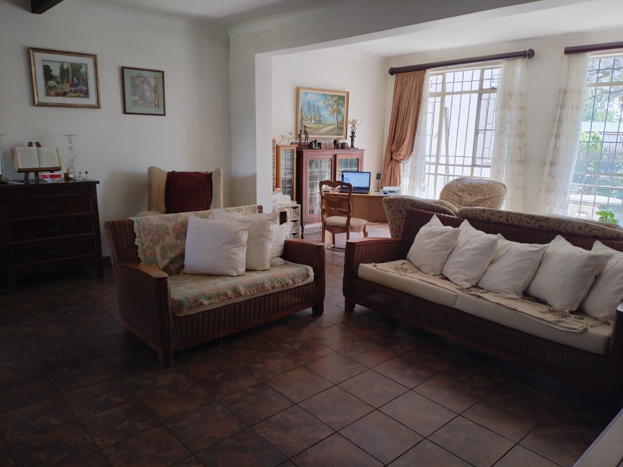 3 Bedroom Property for Sale in Strubenvale Gauteng