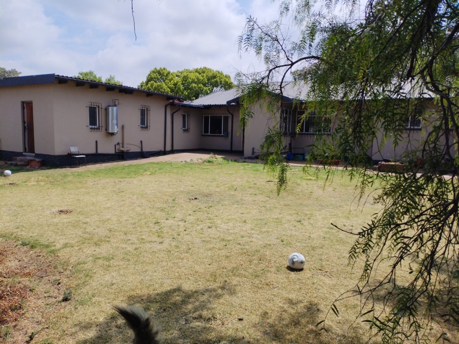 3 Bedroom Property for Sale in Strubenvale Gauteng