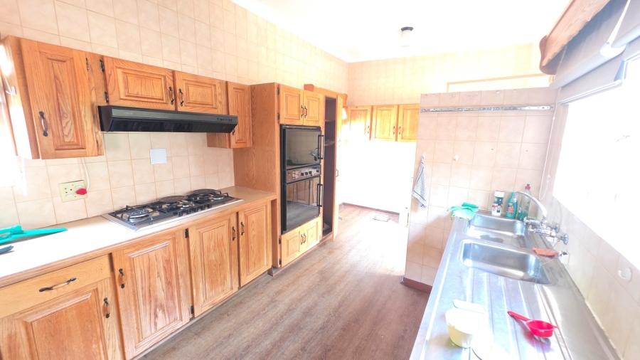 To Let 3 Bedroom Property for Rent in Erasmia Gauteng