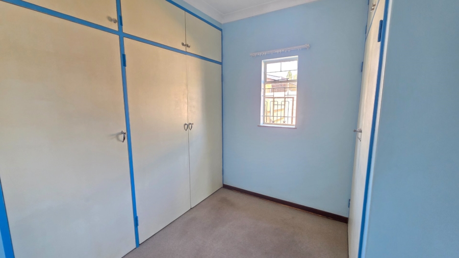 To Let 3 Bedroom Property for Rent in Erasmia Gauteng