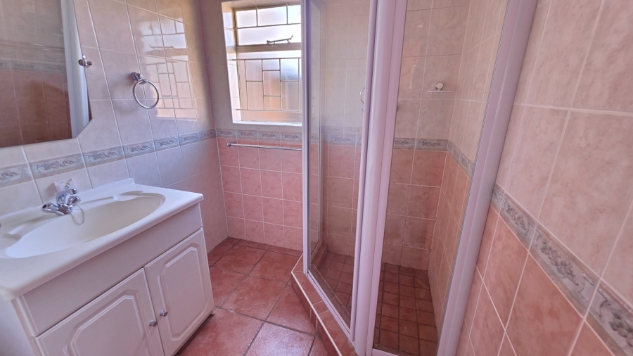 To Let 3 Bedroom Property for Rent in Erasmia Gauteng