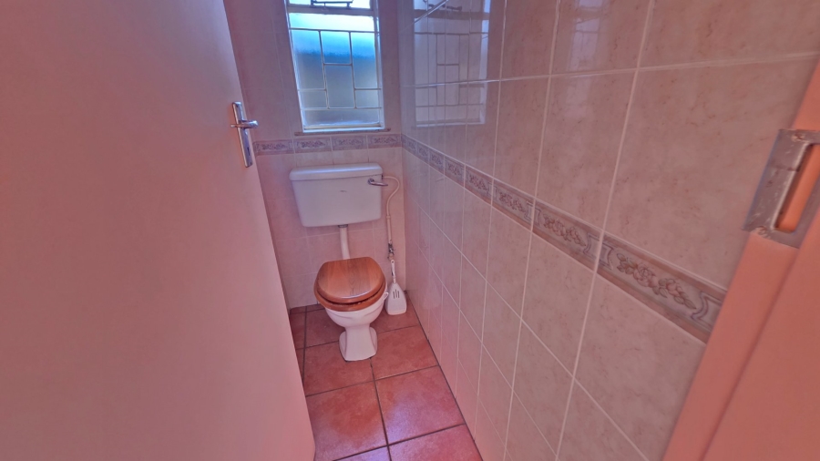 To Let 3 Bedroom Property for Rent in Erasmia Gauteng