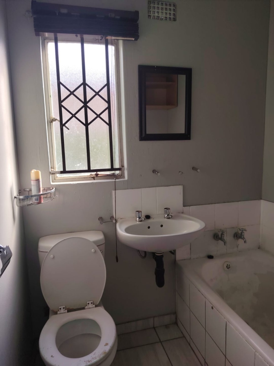 3 Bedroom Property for Sale in Windmill Park Gauteng