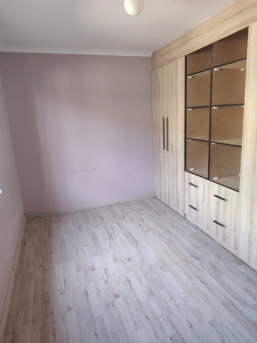 3 Bedroom Property for Sale in Windmill Park Gauteng