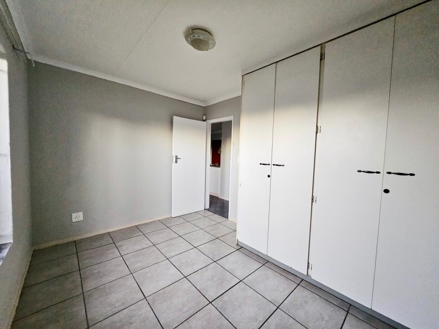 To Let 2 Bedroom Property for Rent in Birchleigh Gauteng