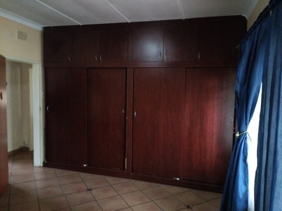 4 Bedroom Property for Sale in Strubenvale Gauteng