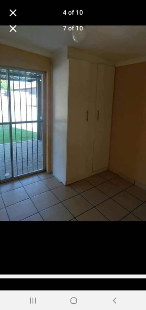 4 Bedroom Property for Sale in Strubenvale Gauteng