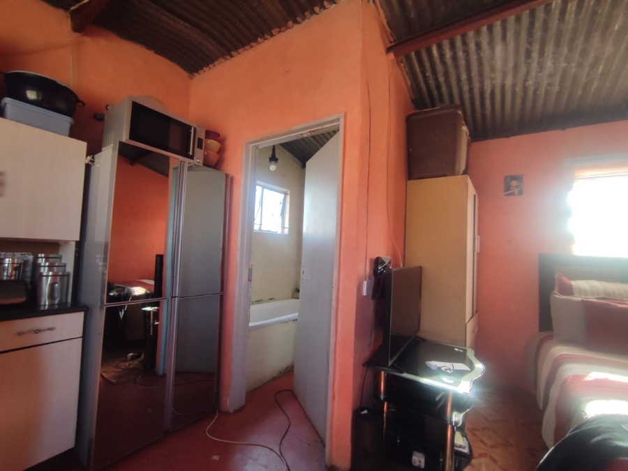 1 Bedroom Property for Sale in Tsakane Ext 15 Gauteng