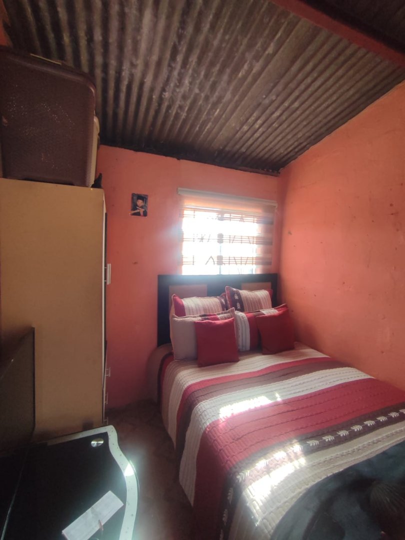 1 Bedroom Property for Sale in Tsakane Ext 15 Gauteng