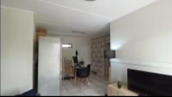  Bedroom Property for Sale in Linbro Park Gauteng