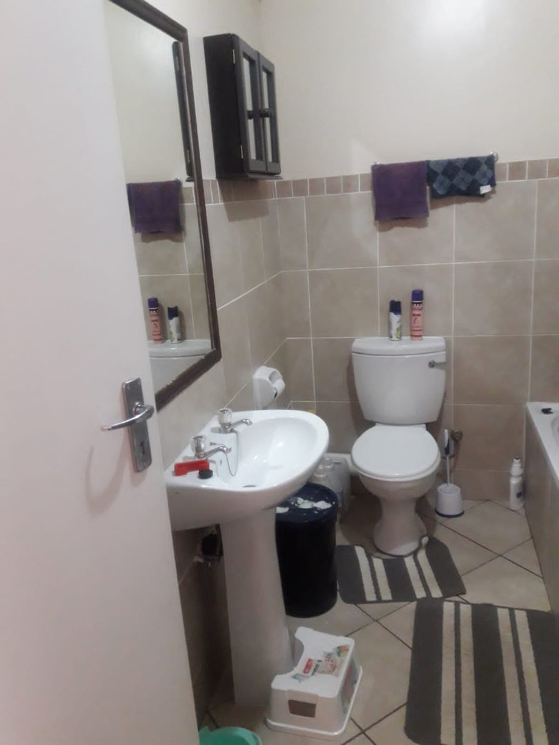  Bedroom Property for Sale in The Orchards Gauteng