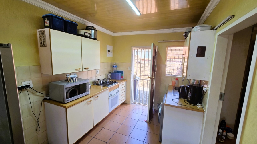 2 Bedroom Property for Sale in Erasmuskloof Gauteng