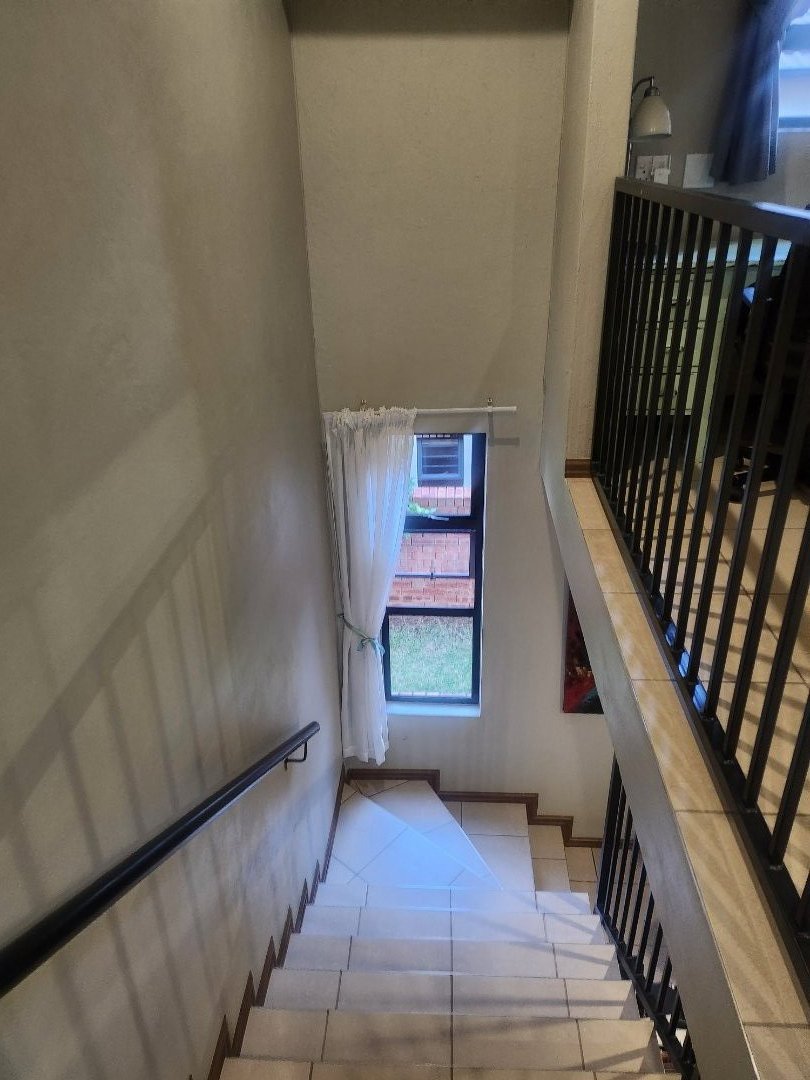 To Let 3 Bedroom Property for Rent in Bromhof Gauteng