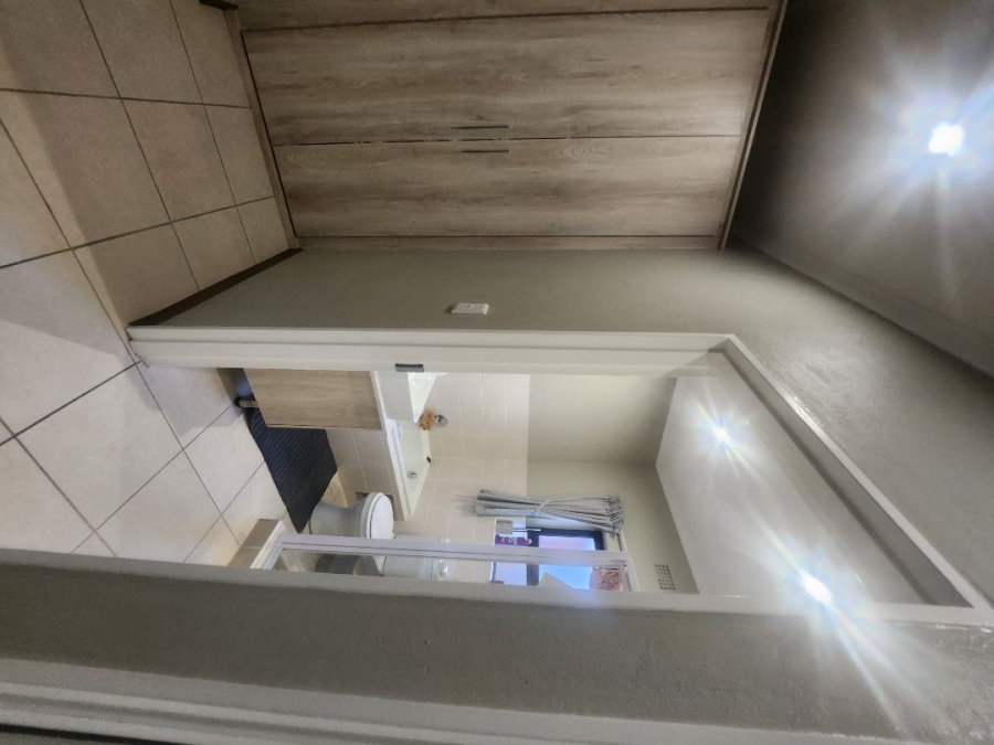 To Let 3 Bedroom Property for Rent in Bromhof Gauteng