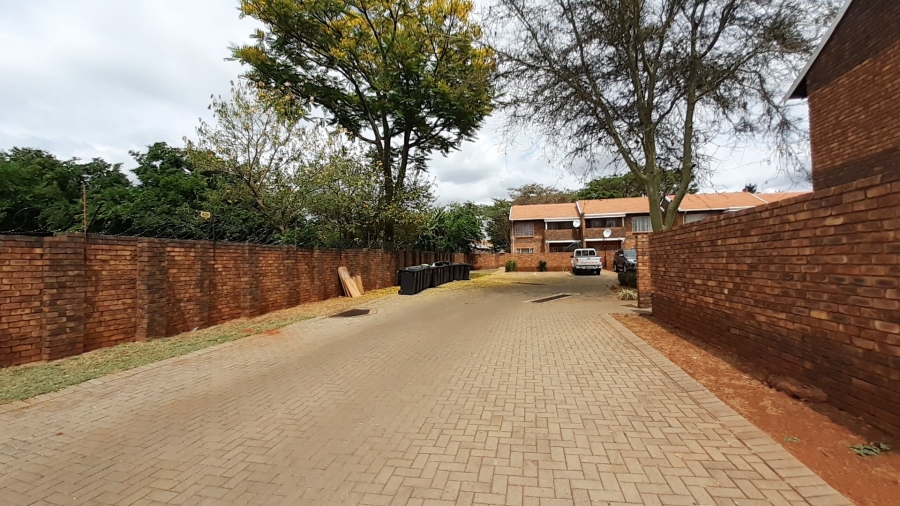 2 Bedroom Property for Sale in Clarina Gauteng