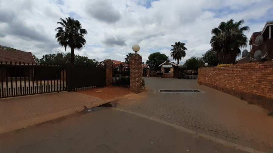2 Bedroom Property for Sale in Clarina Gauteng
