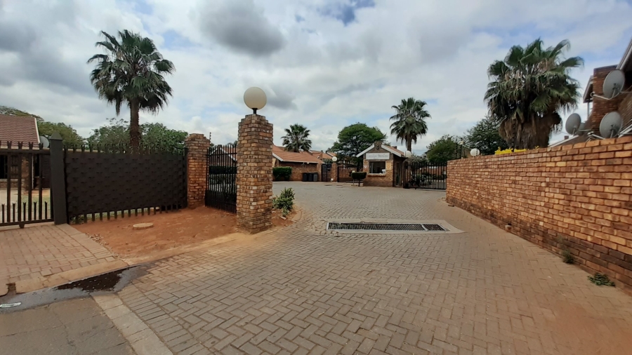 2 Bedroom Property for Sale in Clarina Gauteng