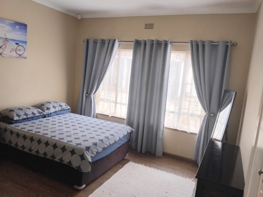 3 Bedroom Property for Sale in Symhurst Gauteng