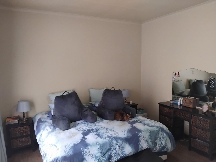 3 Bedroom Property for Sale in Symhurst Gauteng