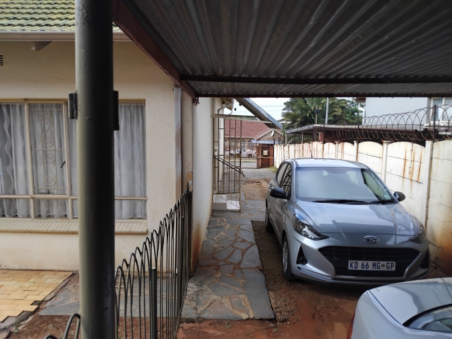 3 Bedroom Property for Sale in Symhurst Gauteng