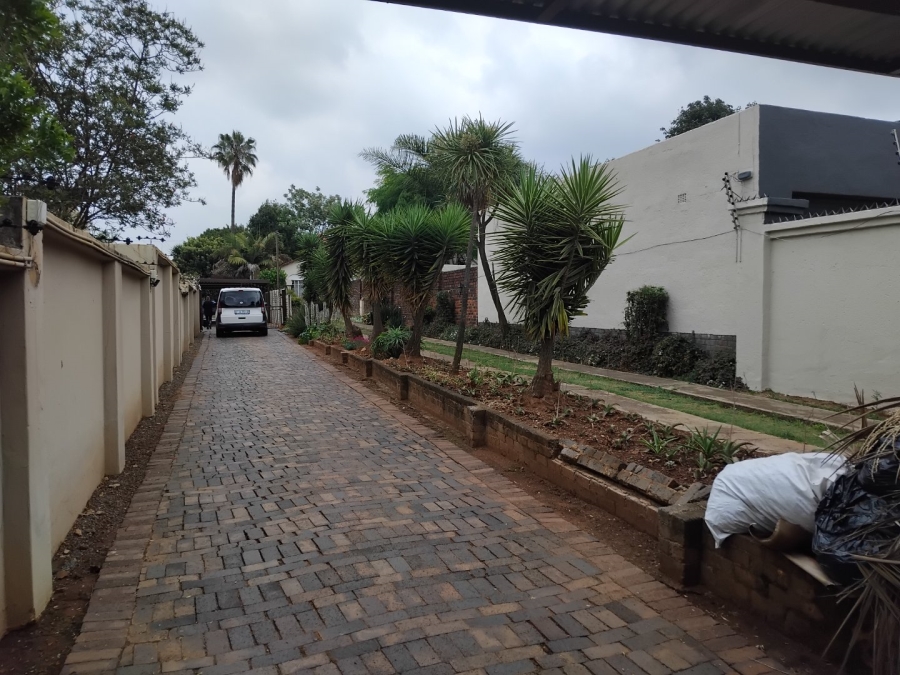 3 Bedroom Property for Sale in Edenvale Central Gauteng