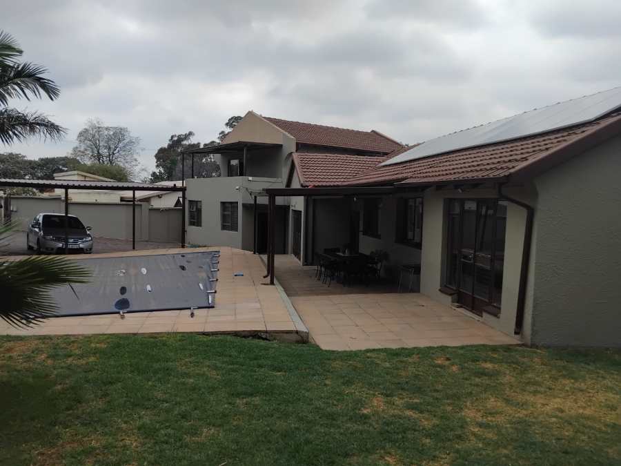 3 Bedroom Property for Sale in Edenvale Central Gauteng