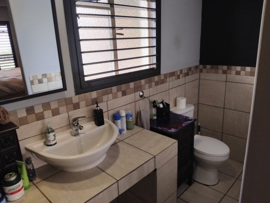 3 Bedroom Property for Sale in Edenvale Central Gauteng