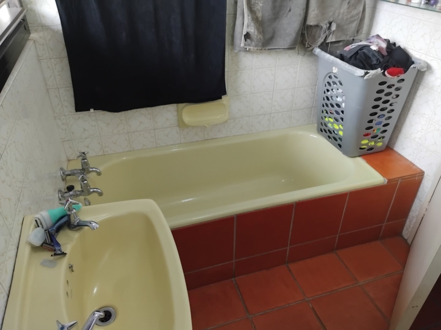 3 Bedroom Property for Sale in Edenvale Central Gauteng