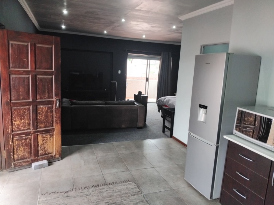 3 Bedroom Property for Sale in Edenvale Central Gauteng