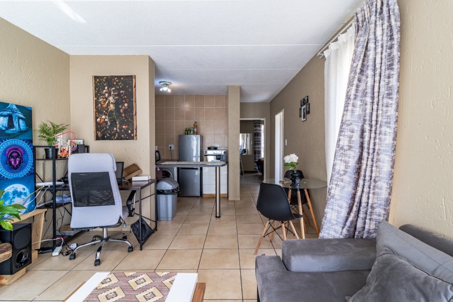 2 Bedroom Property for Sale in Ormonde View Gauteng