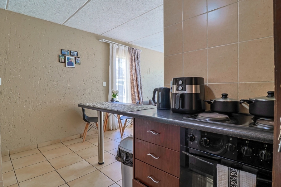 2 Bedroom Property for Sale in Ormonde View Gauteng