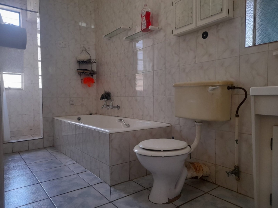 2 Bedroom Property for Sale in Turffontein Gauteng